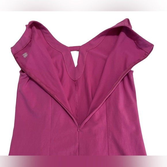 JOCKEY hot pink sleeveless stretchy cotton blend midi dress with pockets, small - Picture 7 of 9